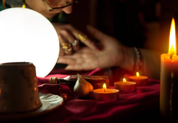 Psychic reading services in Detroit